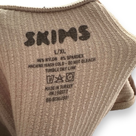 Skims Tan Ribbed Scoop Tank Stretch Lightweight Bodysuit Size Large/XL - Picture 9 of 10